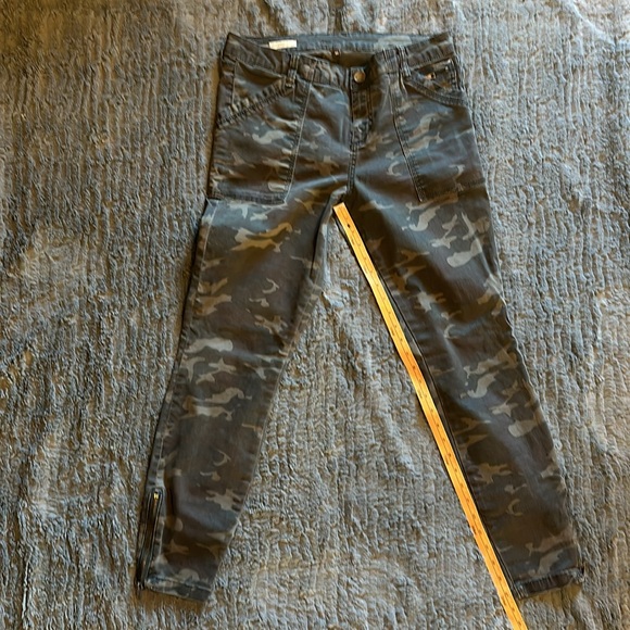 Kut From The Kloth Ankle Skinny Pant - Picture 8 of 9